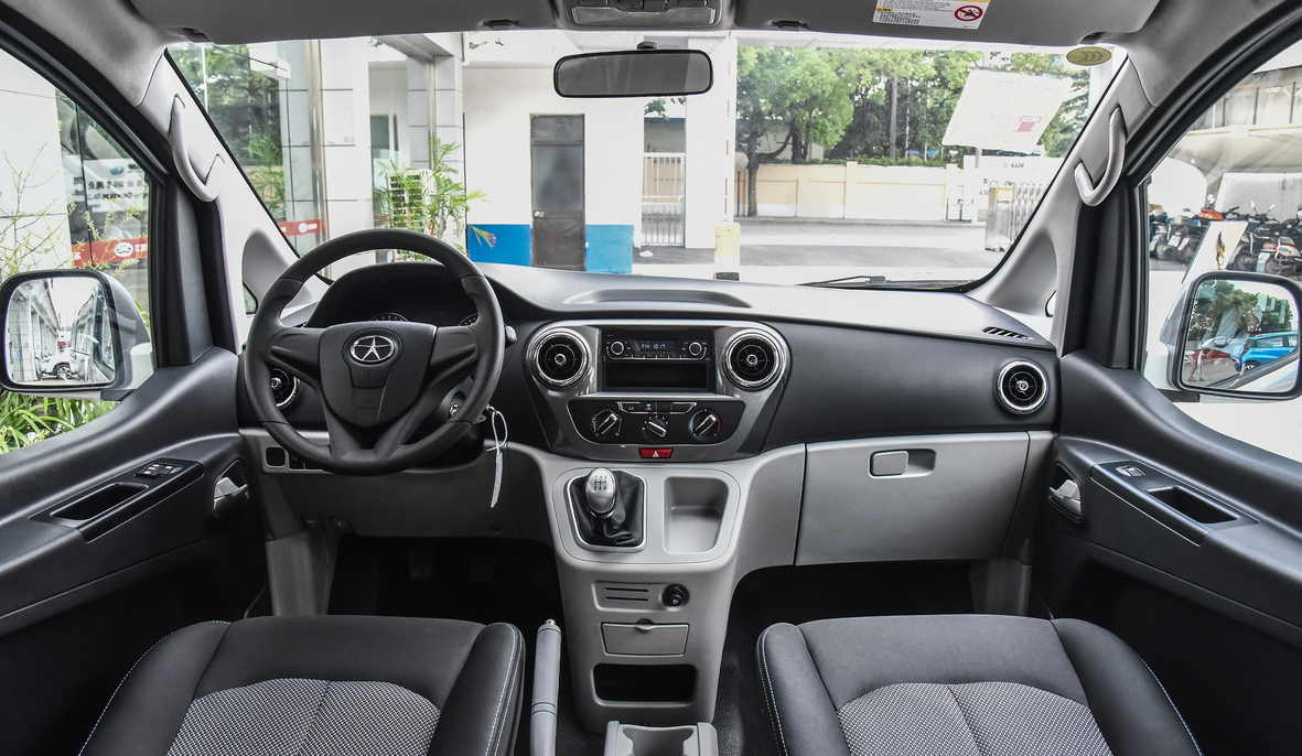 江淮-瑞风m3,不一样的外观,散发出青春气息