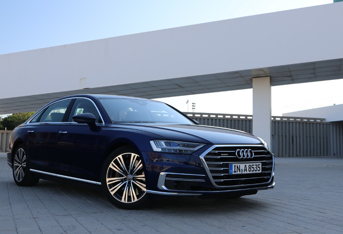 奥迪a8l该车的外观很漂亮