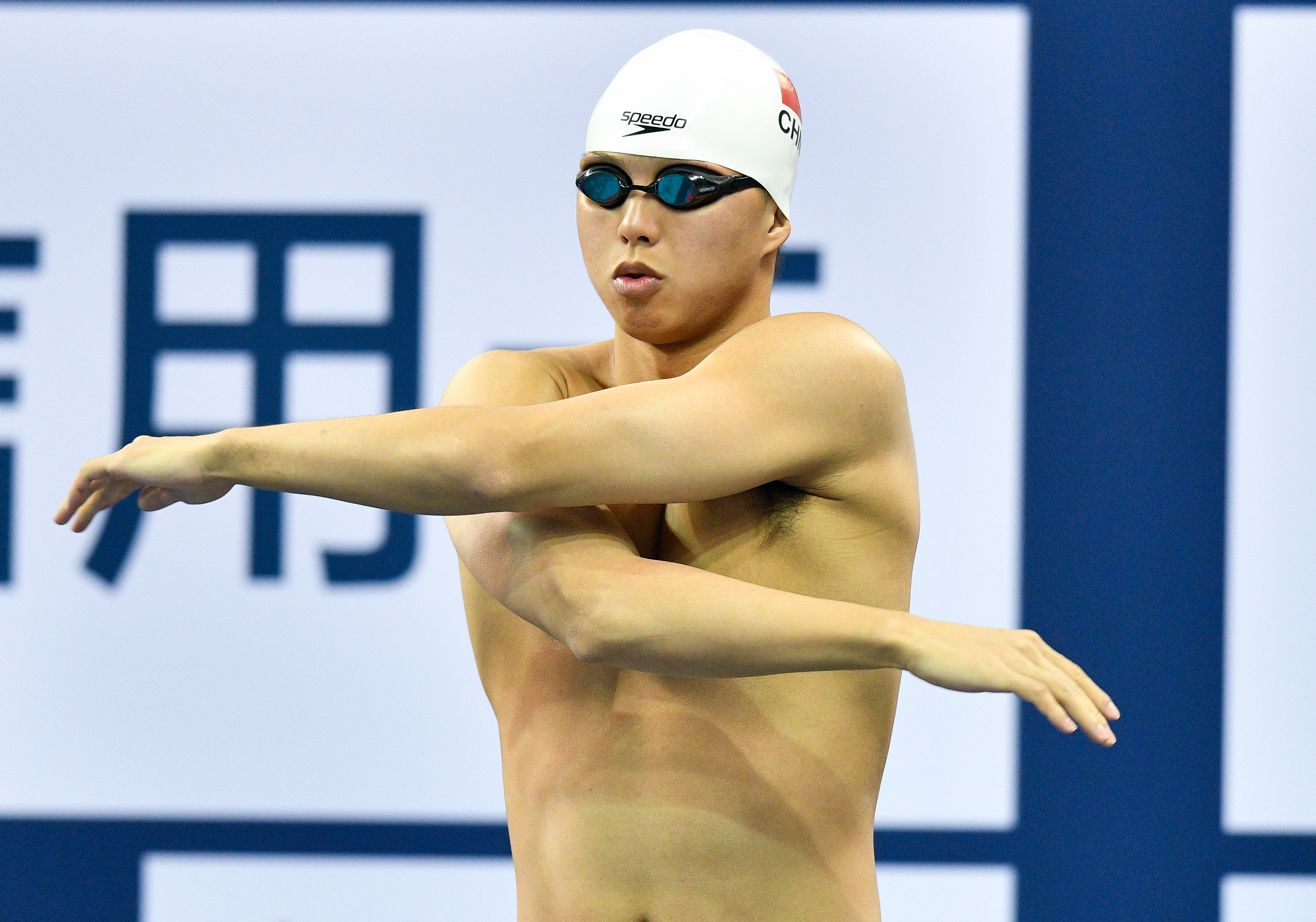 游泳——世界杯卡塔尔站:吴宇航获男子200米自由泳第四名(2)