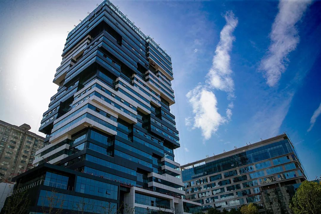 著名电影编剧芦苇回家 忆最美西影时光