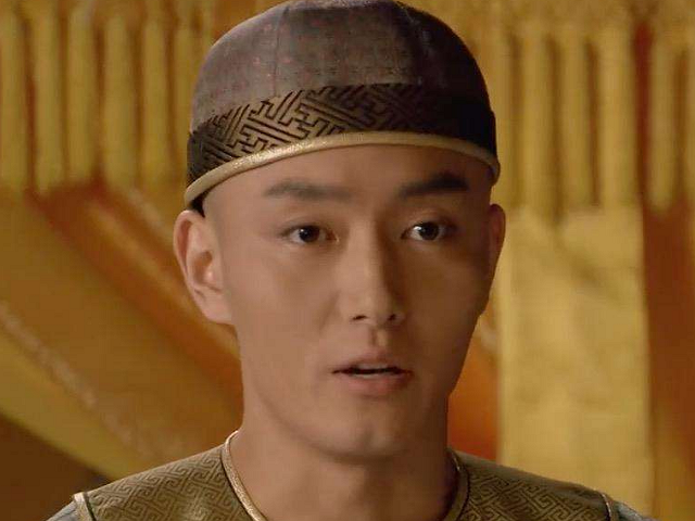 《甄嬛传》:允礼不喜欢浣碧,为何在新婚之夜找她,原因阿晋知道