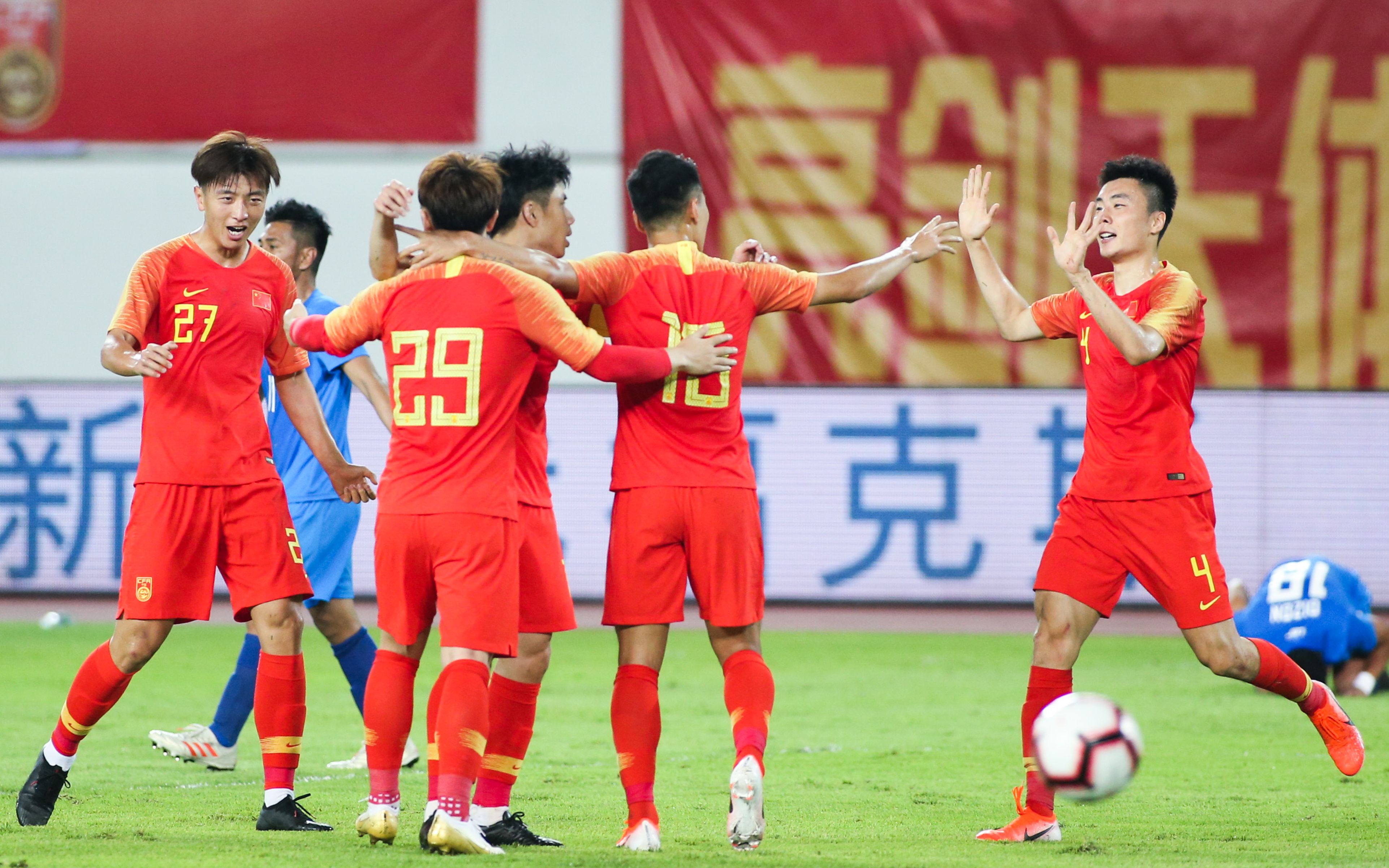 2022国足合照图片