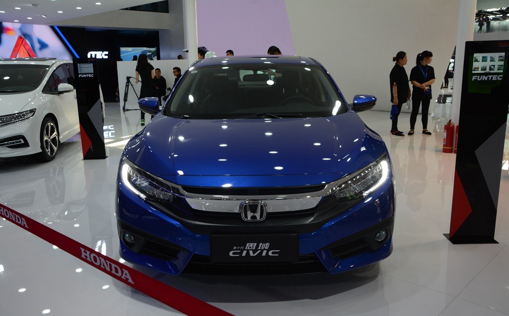 对本田思域的浅析与图解