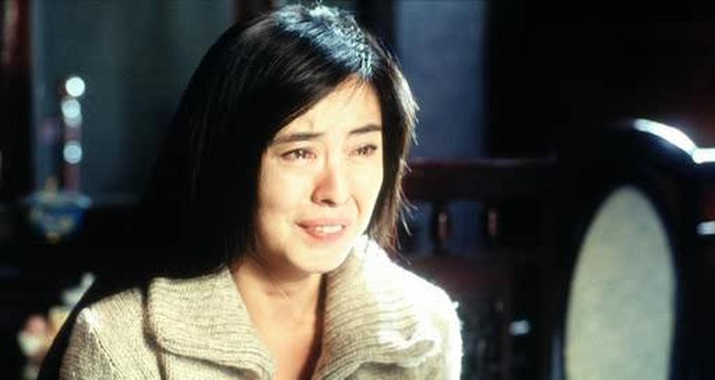 2004年的《美丽上海》,是王祖贤息影前的收官之作