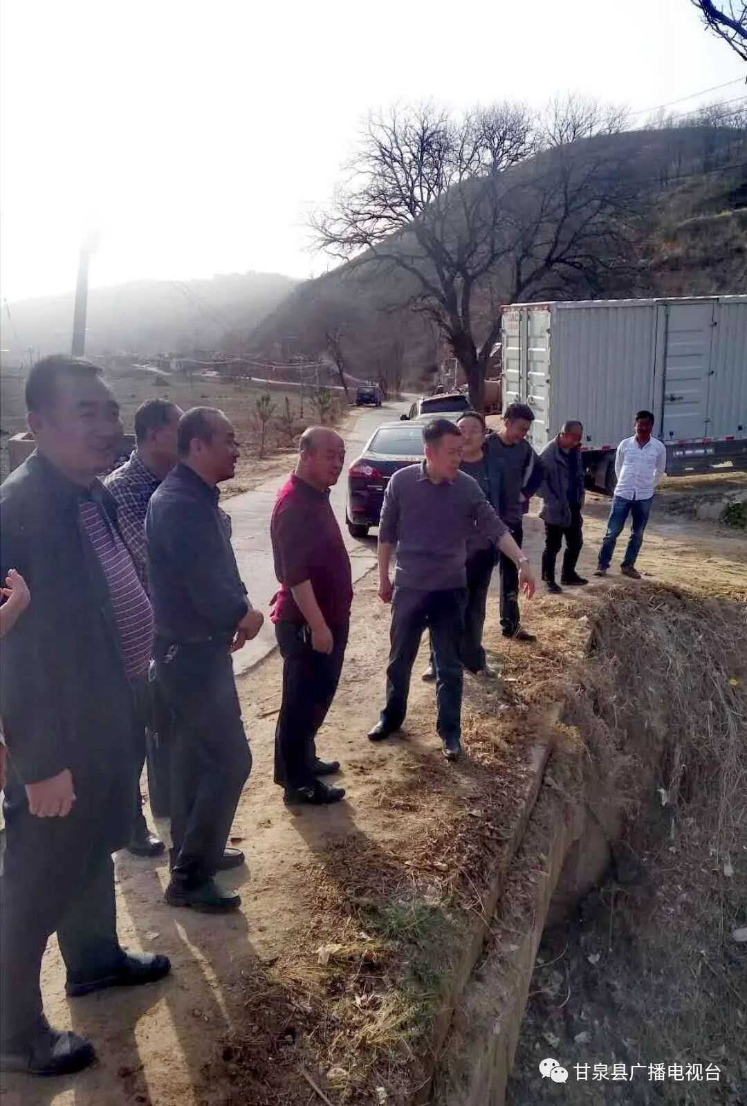 陈东阳检查河道治理和环境卫生整治工作