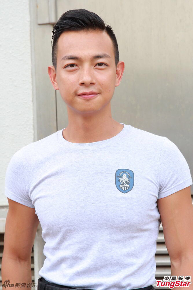 香港人气小生梁烈唯,因爱国被无理谩骂如今事业家庭双丰收