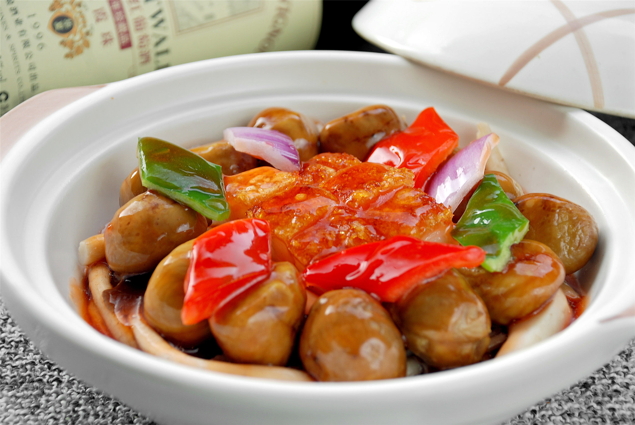 美食新花样:六道菜品,色香味俱全,营养丰富