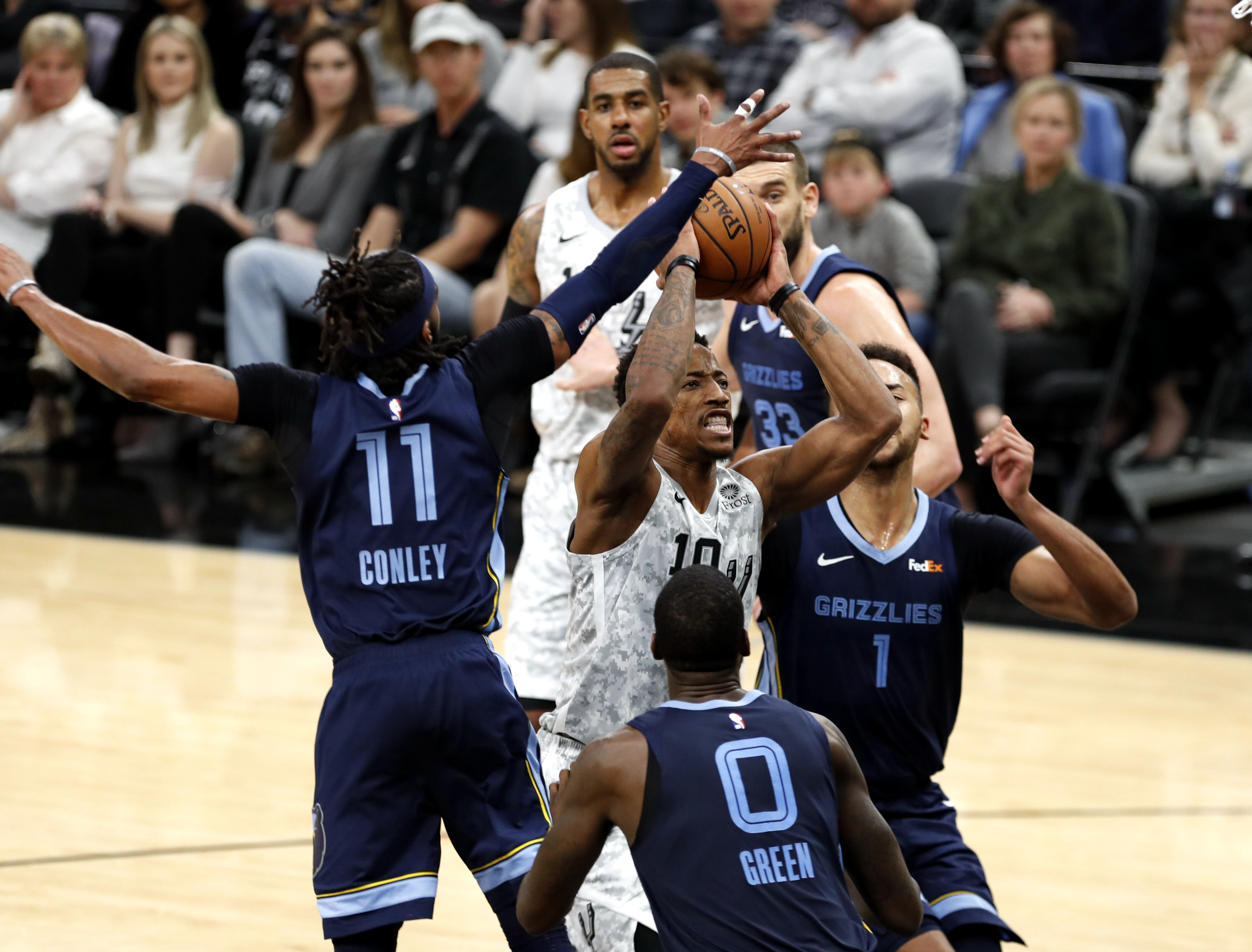 篮球——nba:马刺胜灰熊