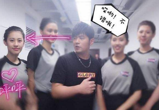 中国最美女裁判亓浩,因名字难读走红,周杰伦都被她的美貌吸引