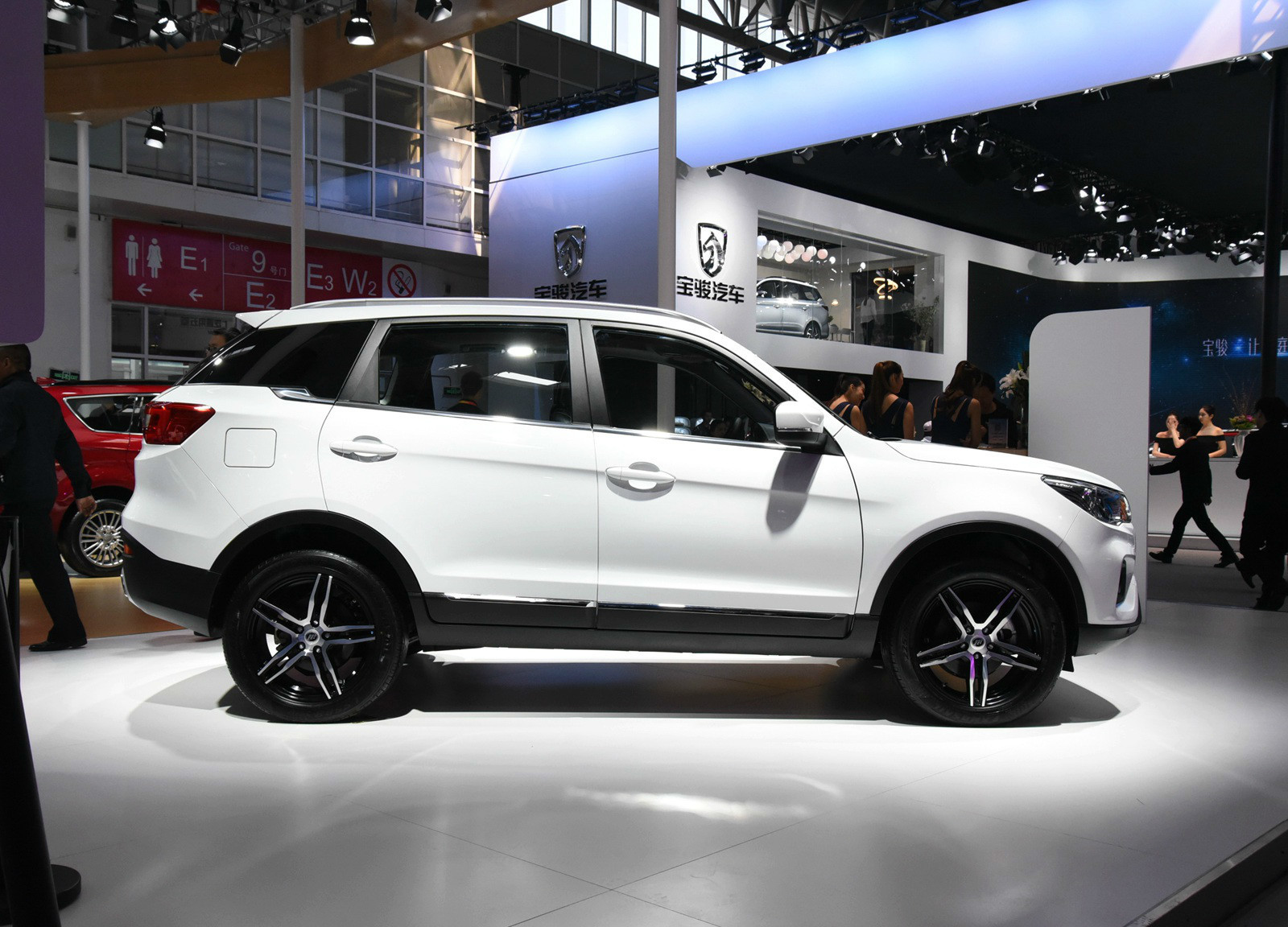 对力帆x70外观和内饰的品鉴