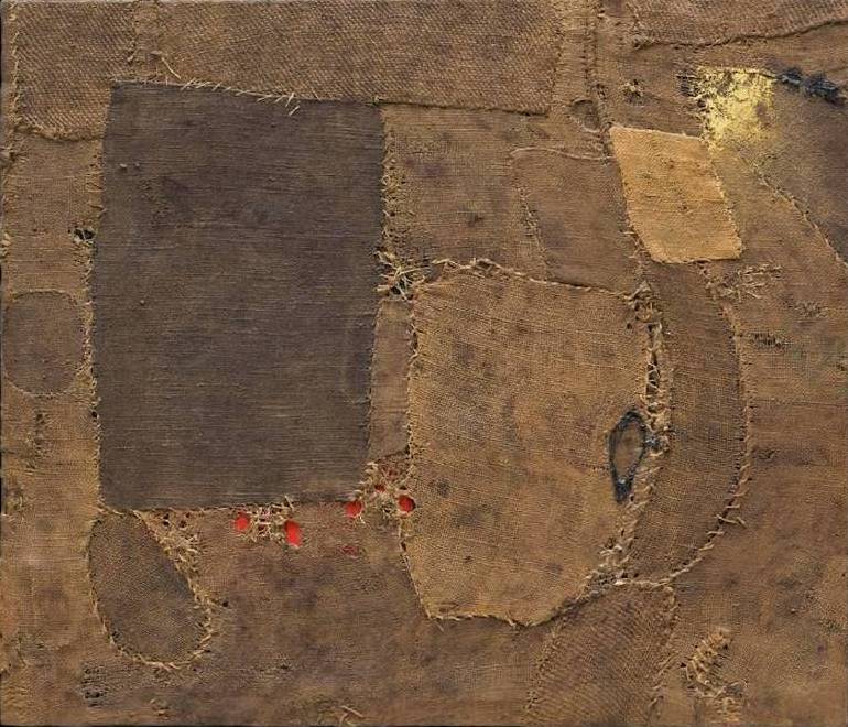 他叫阿尔贝托·布里,他作画材料不同寻常,是著名的抽象主义画家