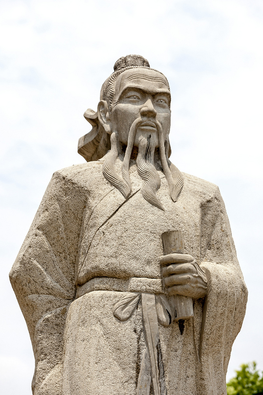 《庄子》的想像,虚构往往超越时空的局限和物我的区别.