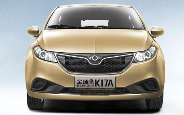 2016款全球鹰k17,尾部设计独特,方向盘朴实无华!