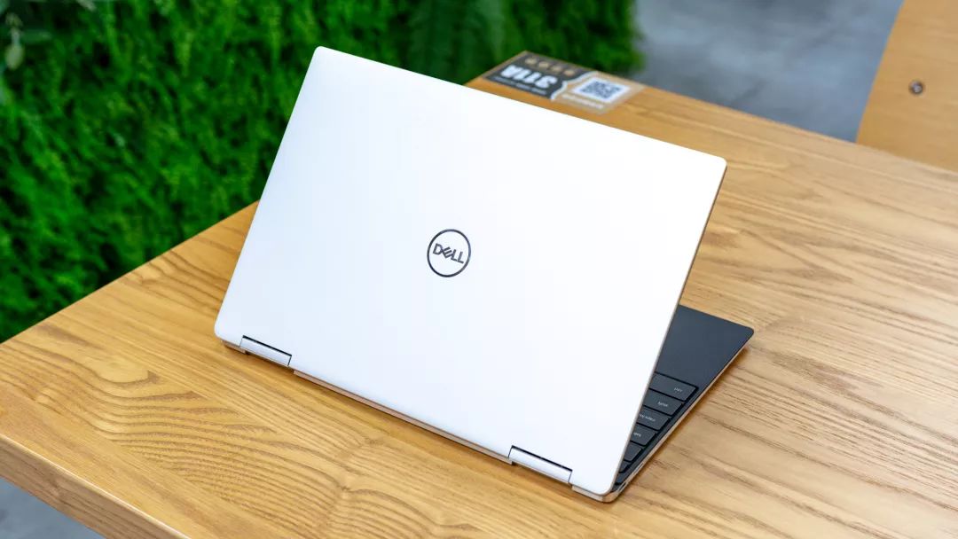 游戏商务办公学习的轻薄笔记本:戴尔xps13 7390二合一笔记本拆机