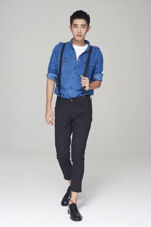 梁靖康:百变大男孩,可以很帅,也可以很霸气