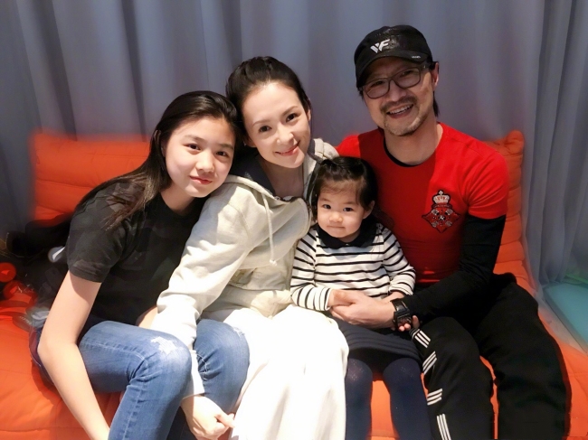 汪峰大女儿谈恋爱了?和童星孙浩森互动频繁,14岁表白像极了爱情