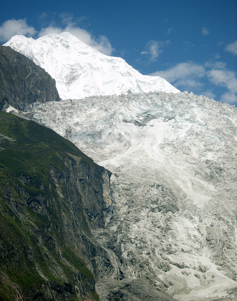海螺沟冰瀑布,我国最大的冰瀑布