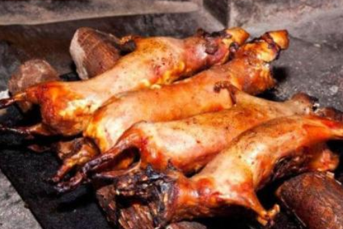 谁说猫肉不能吃?这里的人最爱吃猫肉,看完赶紧抱紧"喵星人"