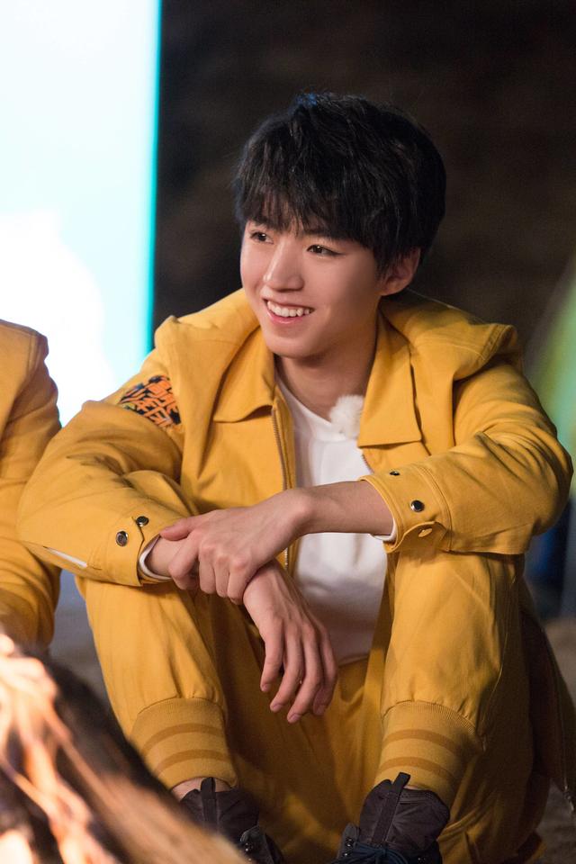 「tfboys」「新闻」180505 胖k发来高清图 小凯第一次攀岩展现男子汉