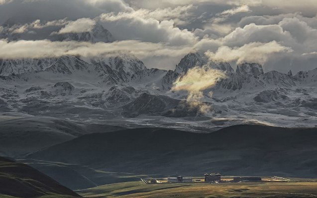 中国藏区四大神山之--亚拉雪山