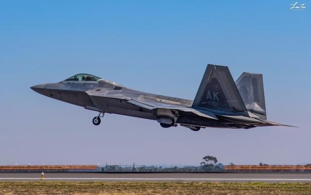 美国集思广益下的f22猛禽战斗机 实力到底如何?