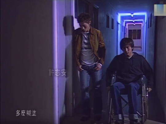 马明18年前曾演出许志安mv!《昨迟人》歌词神预言好应景!