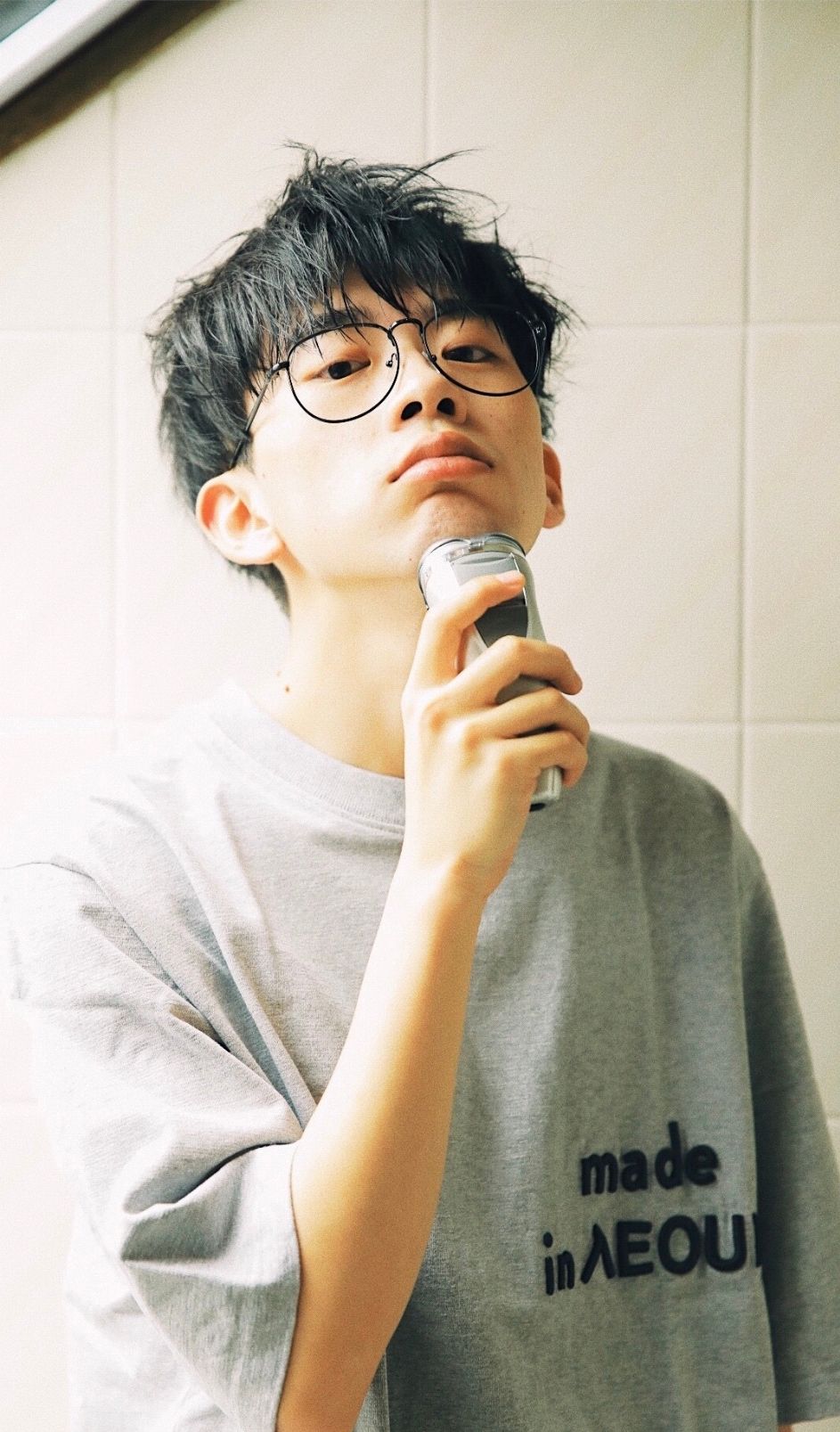 费启鸣高清无水印壁纸一组,狒狒是长相可爱性格也讨喜的男孩子啊