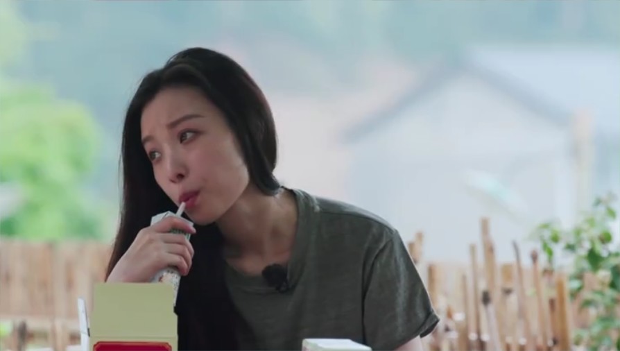 倪妮分手后录向往的生活心不在焉,baby一直帮忙救场你发现了吗?