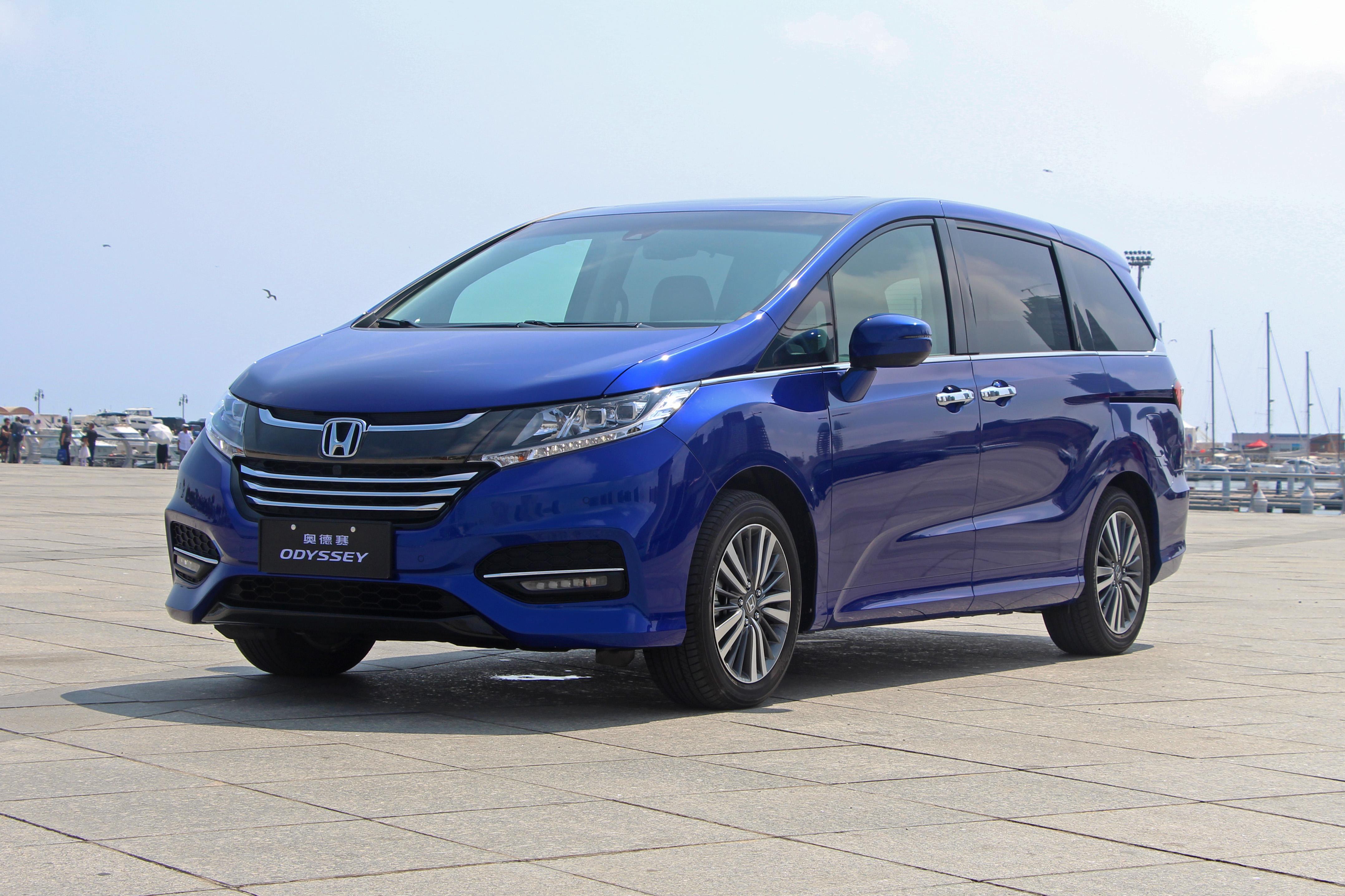 二孩家庭应该买7座suv还是mvp,最后一点适用很多人!