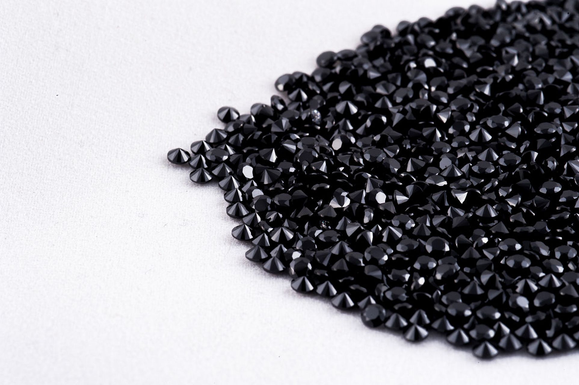 摘要:  日本宝理pom塑料是一种高性能工程塑料,具有优异的机械性能,耐