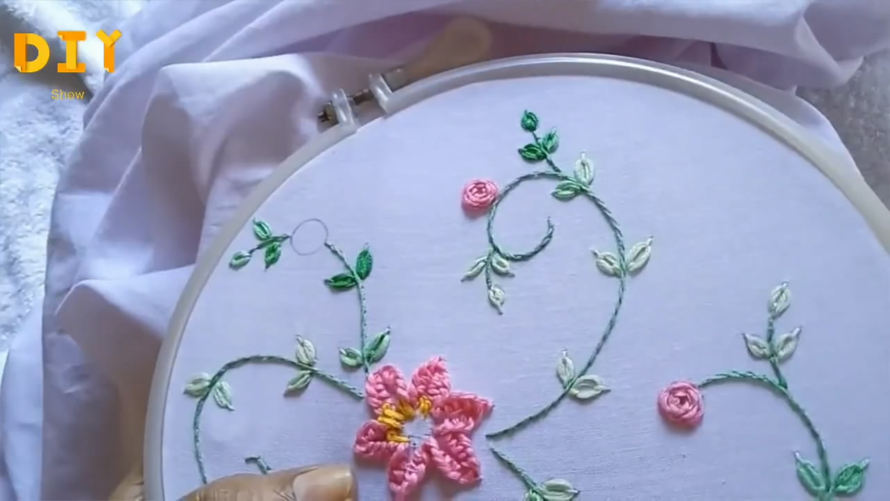 花朵圖案06的刺繡方法,難度2顆星(圖片展示2-2)