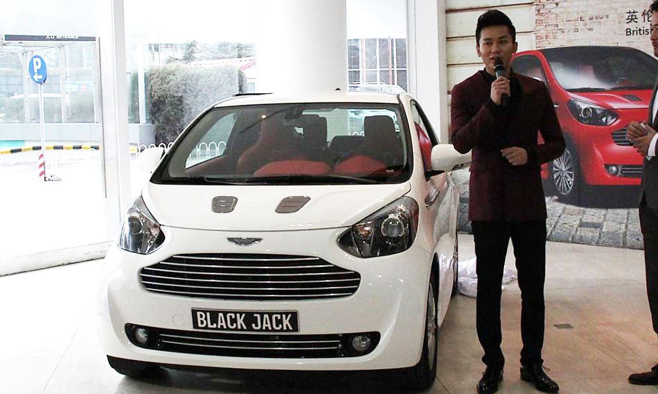 李晨范冰冰婚期已定 光是李晨的座驾就够组个婚车队了!