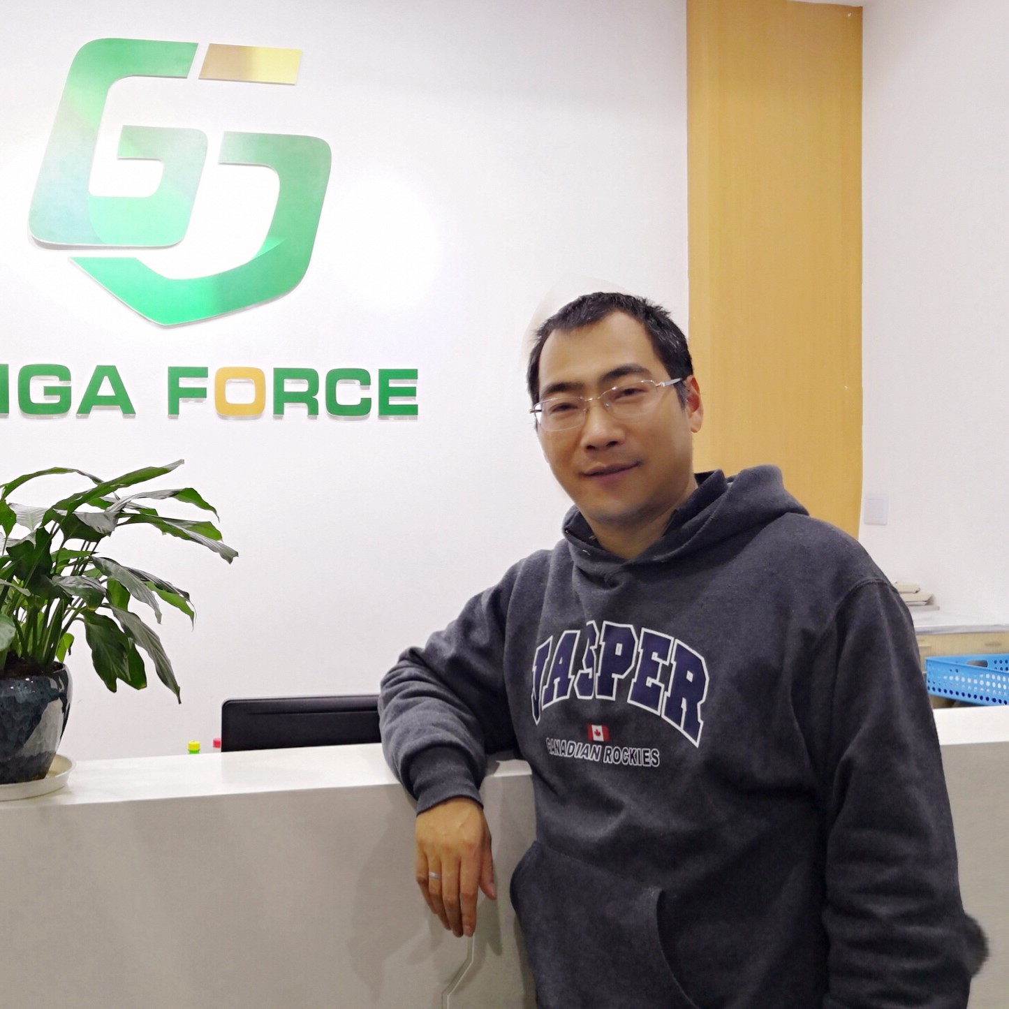 「芯人物」郑朝晖:给"疑难杂症"芯片治病的"医生"