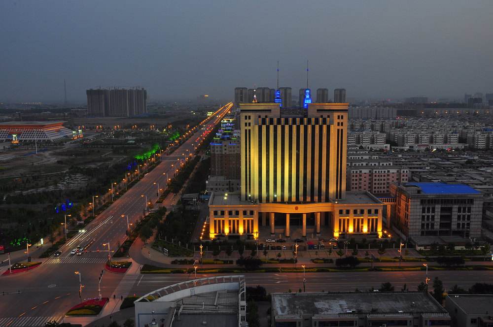 河南唯一一个排名上升的城市,人口比兰州多,经济超银川西宁