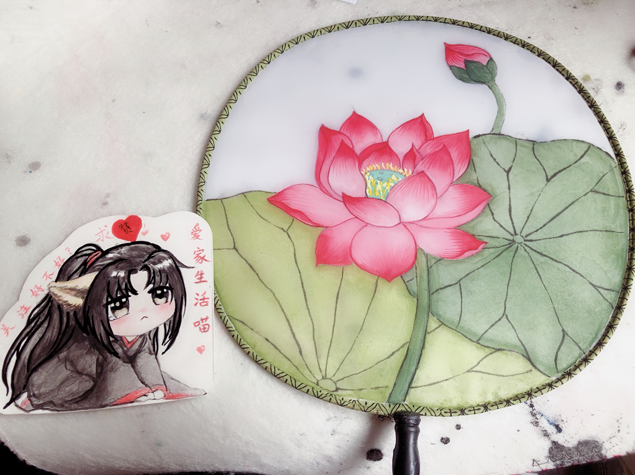 爱家生活喵手作               优质回答 荷花团扇手绘方法