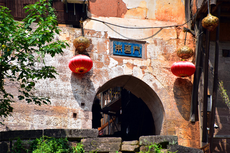 丙安古镇的东华门的景观,了解一下?