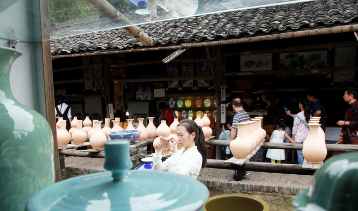 见证瓷窑的发展史——景德镇古窑民俗博览区