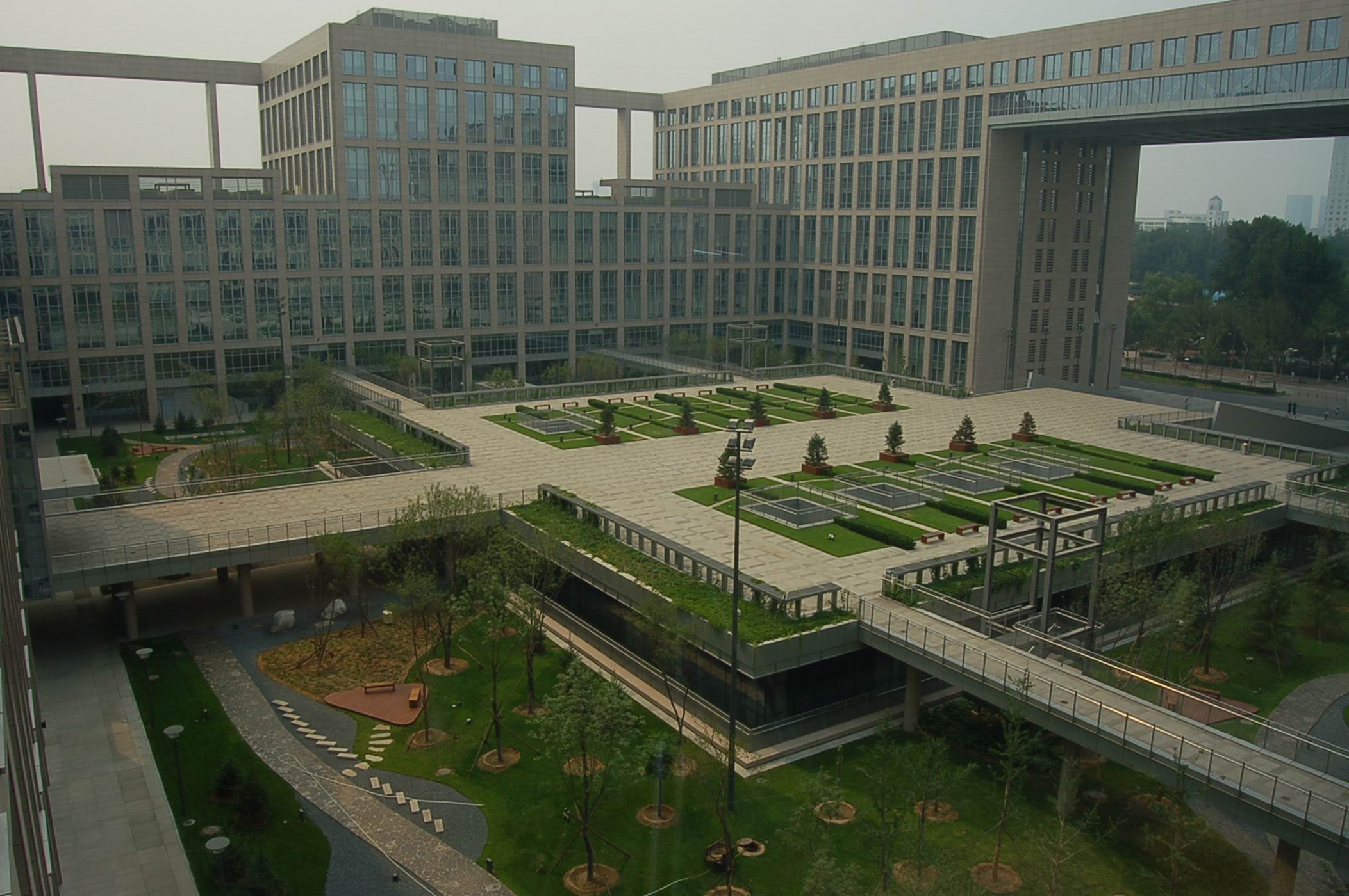 校园风景一般,校内建筑绝对一流,你见识过北京航空航天大学吗?