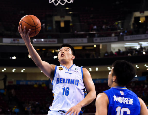 本场酣畅淋漓的赢下了比赛,不仅成功复仇了上个赛季双杀自己的江苏队