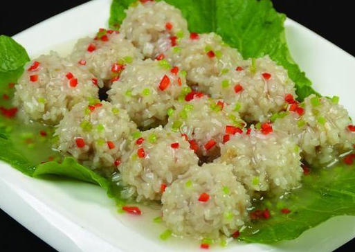 美味鲁菜,油爆鱼芹,口味鲜嫩滑爽