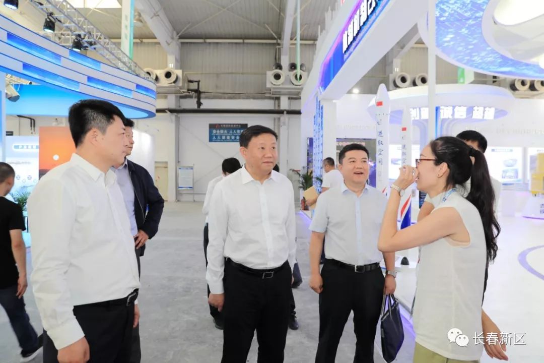 全景展示最优投资环境 借展会扩大新区知名度|张宝琦检查东北亚博览会