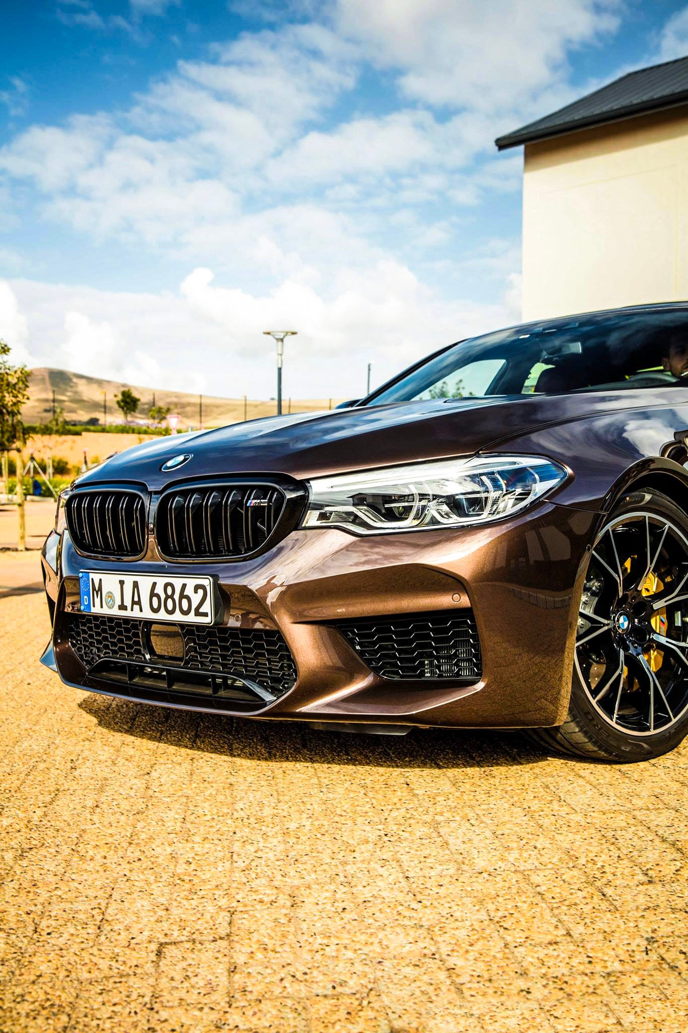 全新宝马m5雷霆版