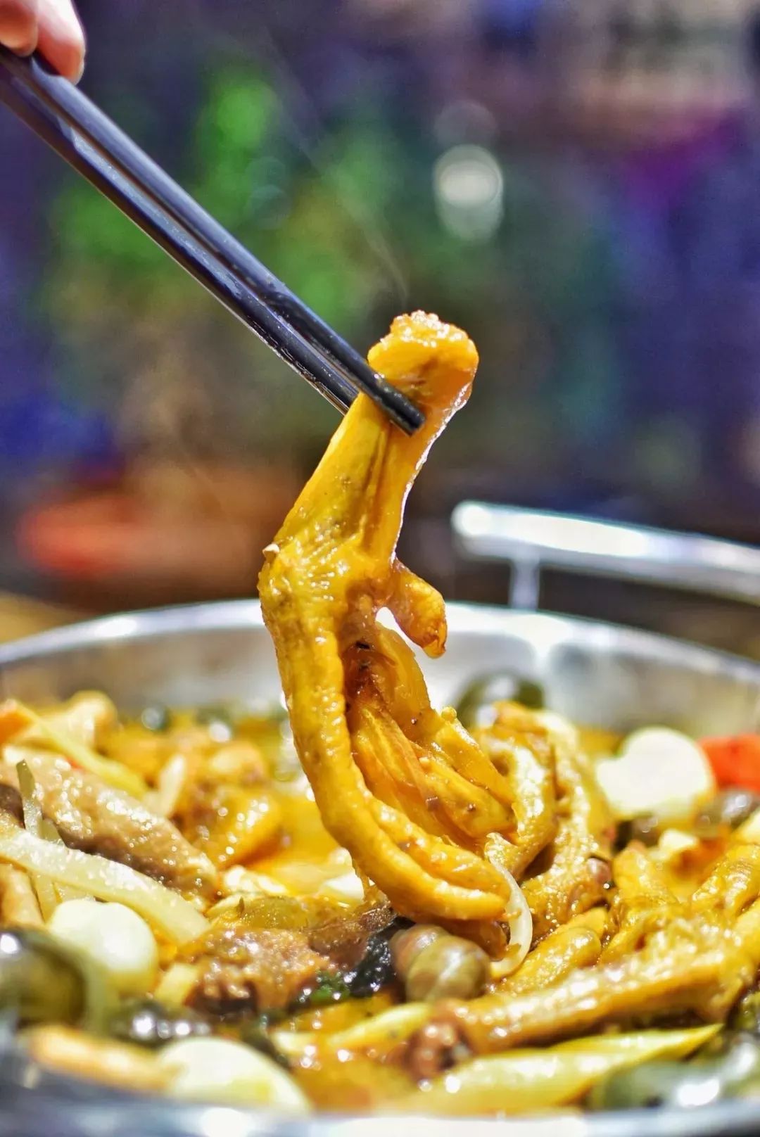 今日推荐:好吃不过家常菜,一学就会的鸭脚煲