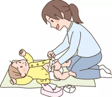 新生爸妈给新生儿换尿布时有什么需要注意的事项?