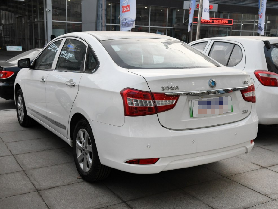 这个东风俊风e17,动感时尚,你会喜欢吗