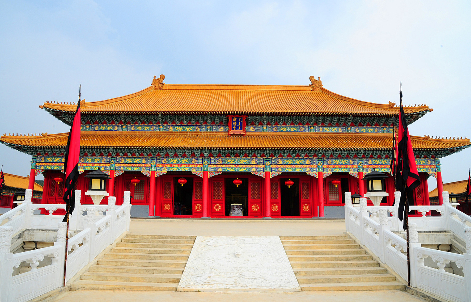 #镜头里的春天# 春季旅游满皇宫,又称盛京皇宫,位于中国辽宁省沈阳市