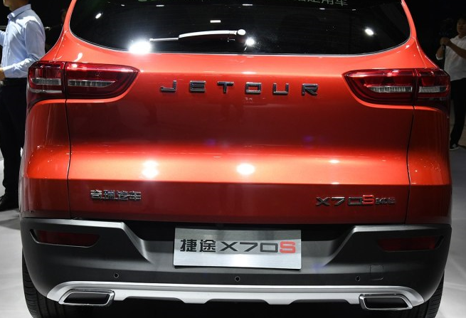 捷途汽车即将推出的中型suv,2019款捷途x70,实车亮相!