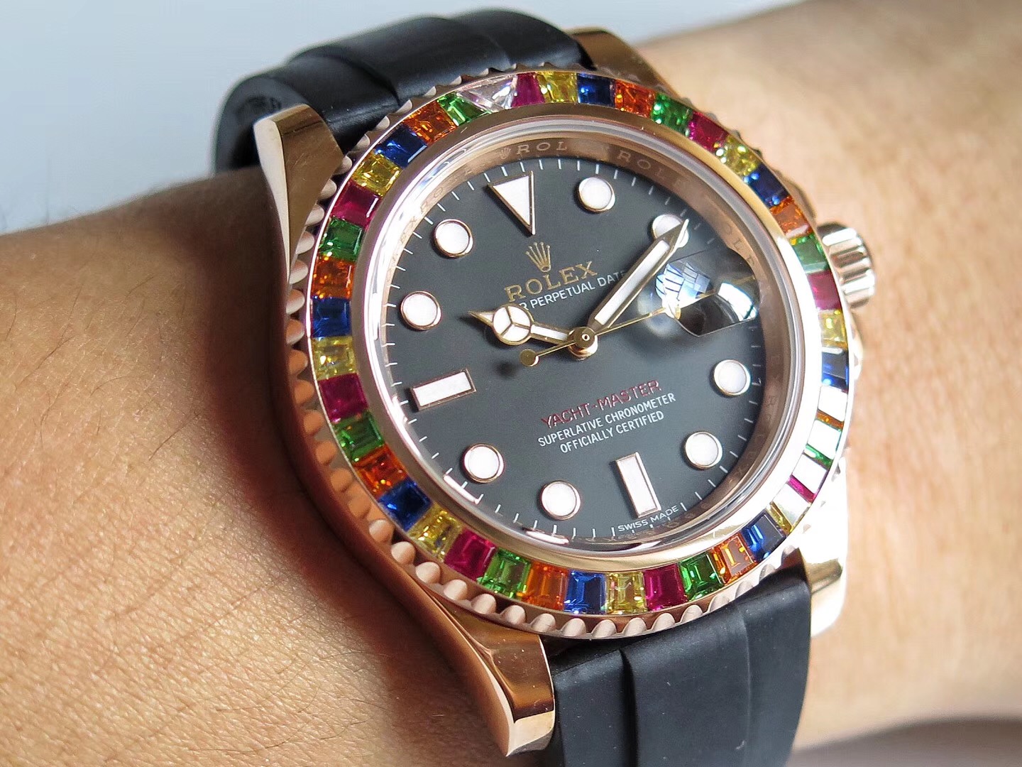 玩转彩虹"小清新"品鉴劳力士游艇系列腕表