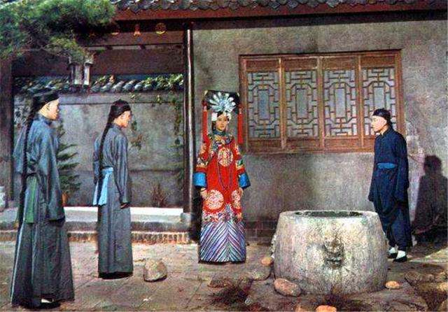 漂亮的珍妃真的是自愿投井吗