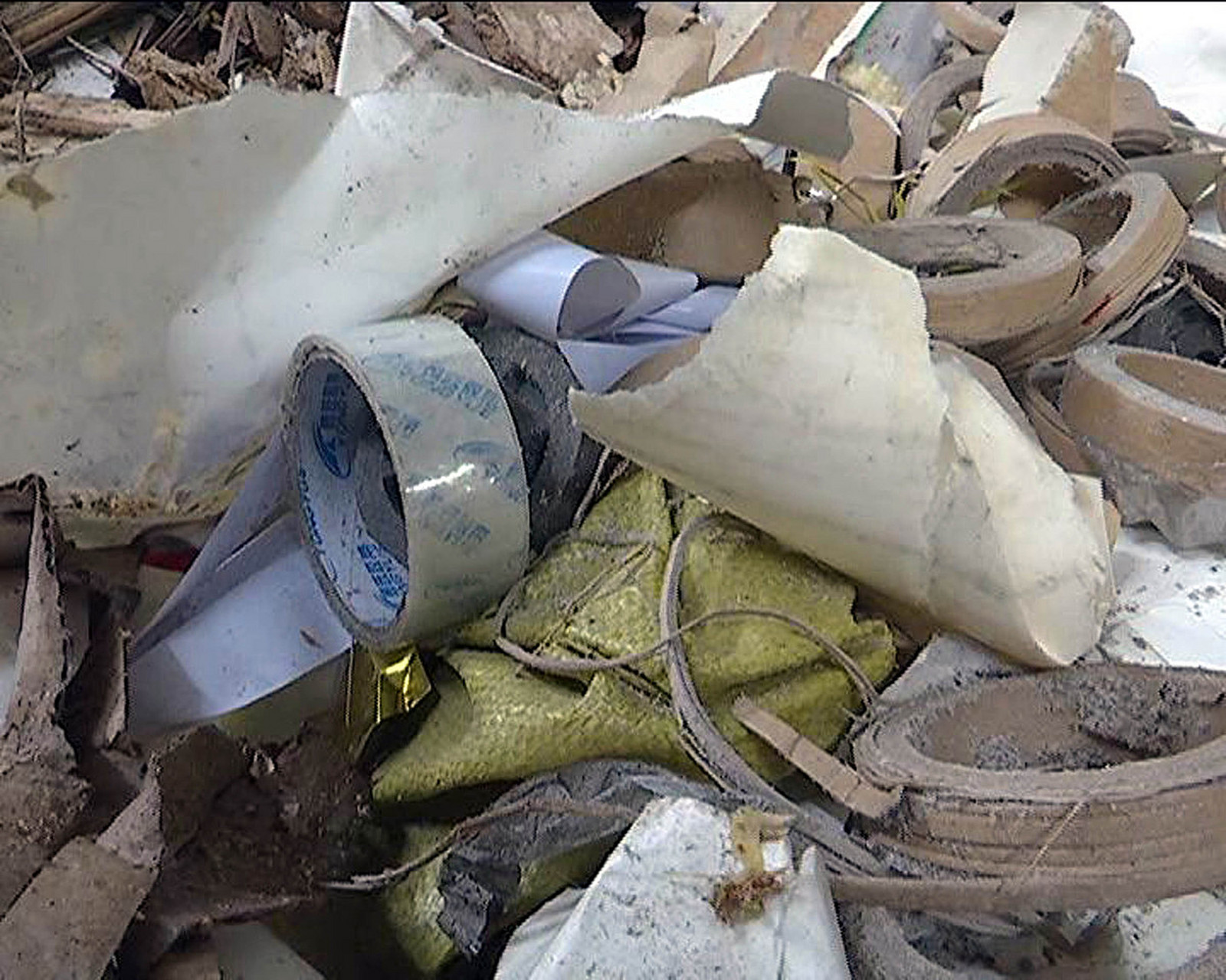 建筑装修垃圾-建筑垃圾不同周期产生的组分和比例有很大差异-创合